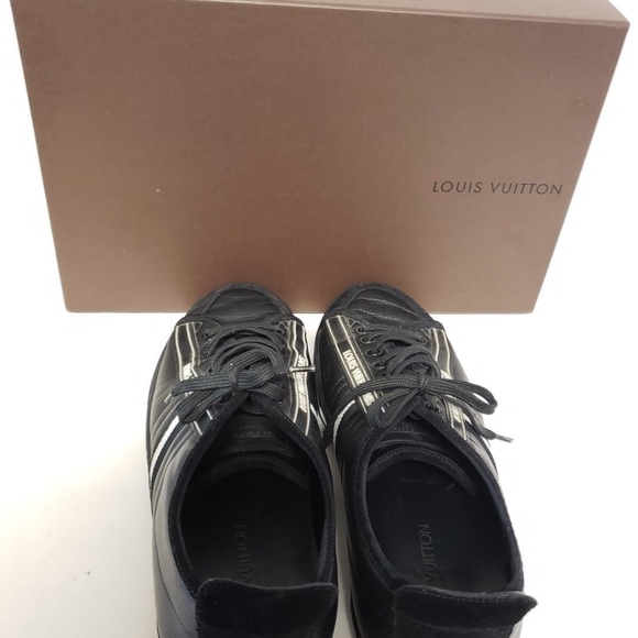 AUTHENTIC Louis Vuitton Paris Cosmos Sneacker - Picture 4 of 8